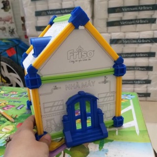 Nhà lắp ghép và tô màu cho bé