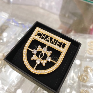 Cài áo CHANL viền đá sáng CA10.N