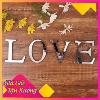 Chữ cái tráng gương độc đáo cho trang trí tường