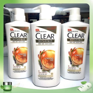 Dầu gội sạch gàu thảo dược Clear chai 630g
