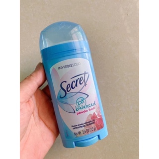 Lăn khử mùi dạng sáp  Nữ Secret Solid Powder Fresh 48g của Mỹ