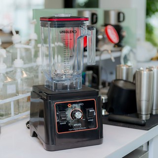 Máy xay sinh tố công nghiệp UniBlend cối chịu lực BPA với bộ dao 6 lưỡi thép cực khỏe Công suất 1680W bảo hành 3 năm