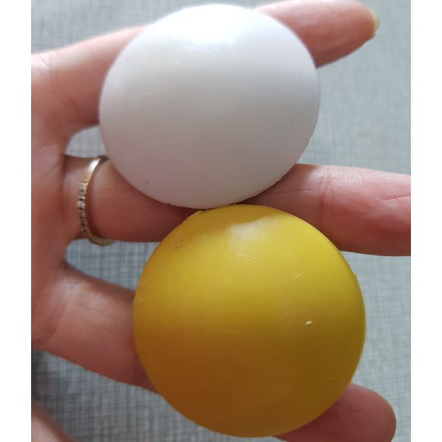 Núm buộc rèm