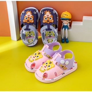 Giày cao su nhám siêu mềm hình sư tử con cute nút cài cho bé trai bé gái