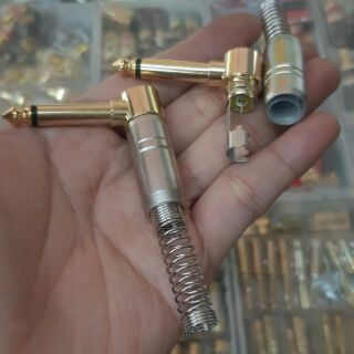 Jack 6 li mono xi vàng , cong tốt , giá 90k/ 2cái