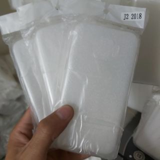 Bộ 3 chiếc ốp lưng  silicon trong suốt cho galaxy j2 pro 2018 (loại tốt)