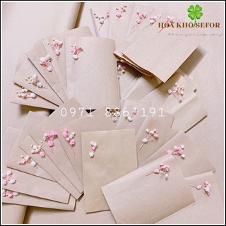 Thiệp hoa Baby khô handmade
