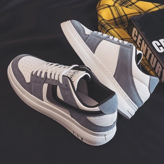Giày sneaker nam có tì vết