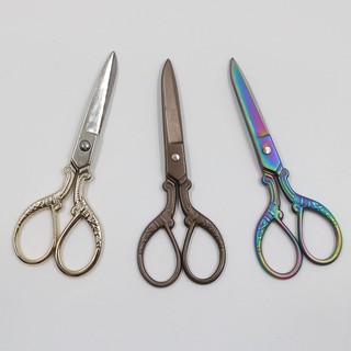 Kéo thủ công họa tiết 13cm
