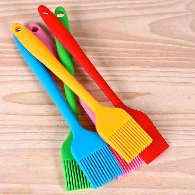 Chổi silicon đúc