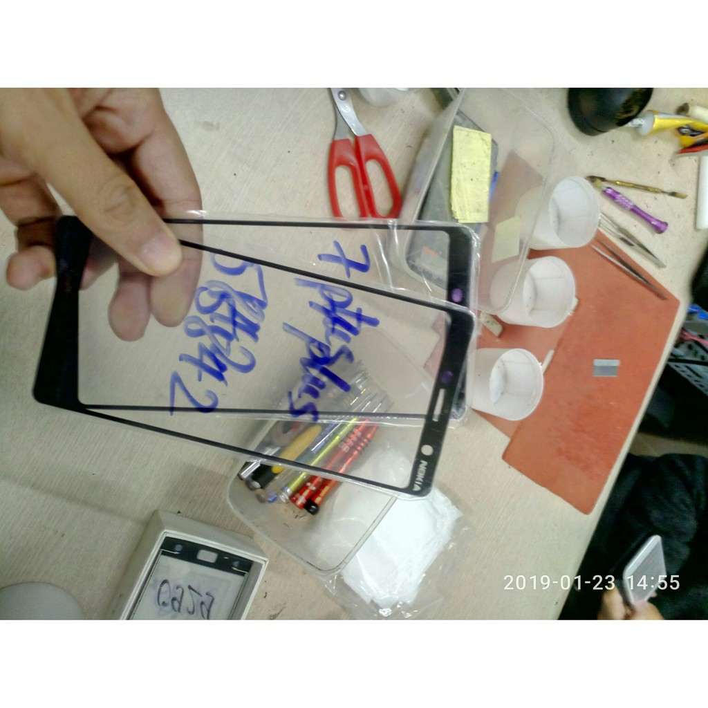Thay mặt kính nokia 7 plus