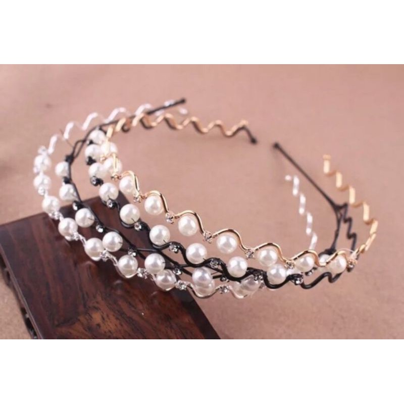 bờm tóc, bờm hạt trai tiểu thư
