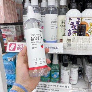 Xịt Thơm Quần Áo Fabric Perfume Hàn Quốc 250ml