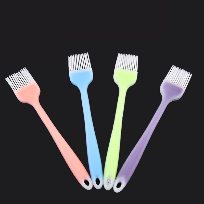 Chổi silicon đúc liền trong
