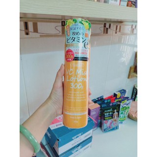 XỊT KHOÁNG DƯỠNG TRẮNG DA VC MIST LOTION