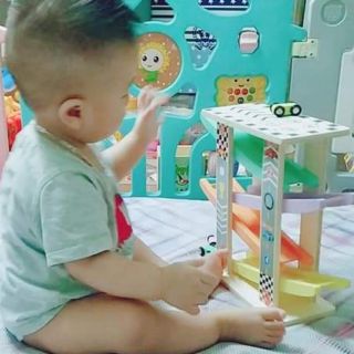 Xe cầu trượt gỗ cao tốc loại to đẹp hơn hấp dẫn cho các bé