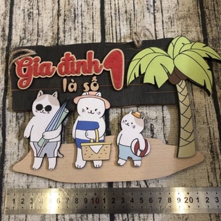 Bảng gỗ trang trí mẫu gia đình là số 1 cây dừa cả nhà đi tắm biển