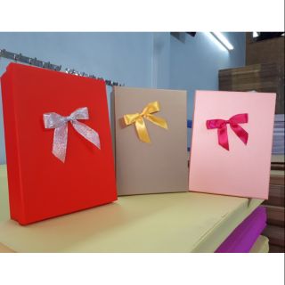 Combo 10 hộp quà đủ màu có nơ 16x22x6cm