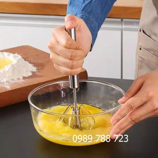 Cây đánh trứng có lò xo tự xoay / Phới lồng nhấn đánh trứng inox bền đẹp giá sỉ