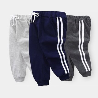 Quần nỉ bé trai VEMZKIDS quần nỉ sọc viền dáng thể thao cho bé (từ 1 - 8 tuổi) (1D93)