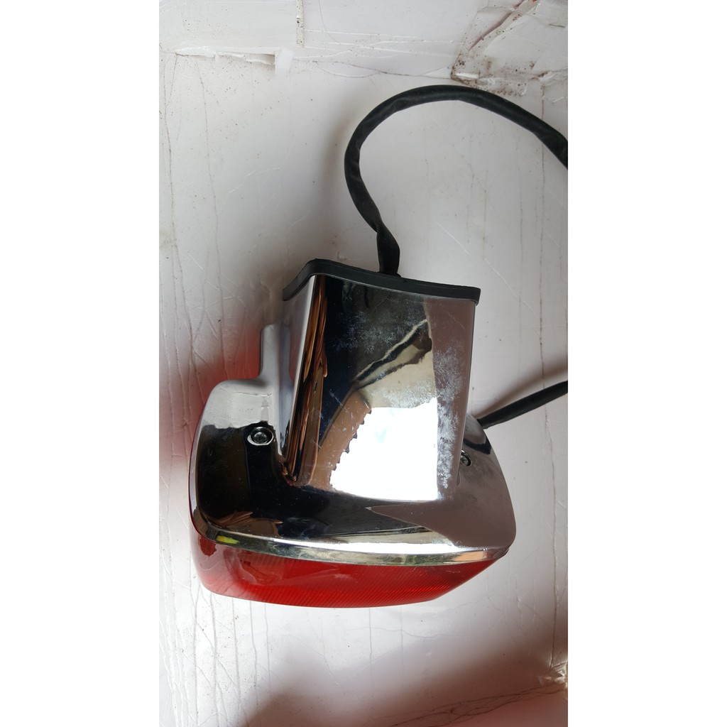 đèn hậu yb125sp
