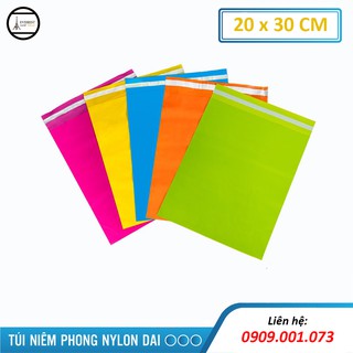 1 kg Túi gói hàng niêm phong size 20x30cm, lớp keo dán siêu tiện lợi, hàng có sẵn