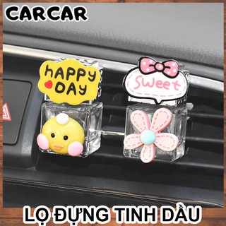 Lọ đựng tinh dầu nước hoa ô tô cài cửa gió gắn hình dễ thương