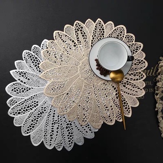 Tấm lót bàn ăn, lót lọ hoa, placemat, nhựa dẻo màu bạc và vàng, đường kính 38cm, xinh, rẻ, tiện lợi