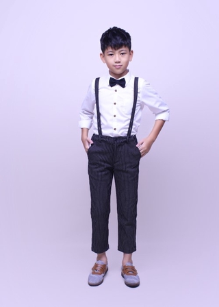 Quần yếm dài bé trai đen