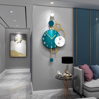 đồng hồ kim loại treo tường màu xanh biển sang trọng
