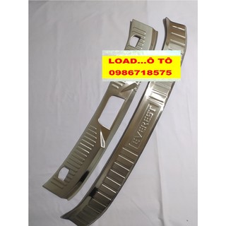 Bộ Chống Trầy Cốp Trong Ngoài Xe Ford Everest 2022-2018 Chất Liệu Inox Cao Cấp Nhất Thị Trường