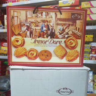 BÁNH BỈ TRESOR DORE HỘP THIẾC 600G