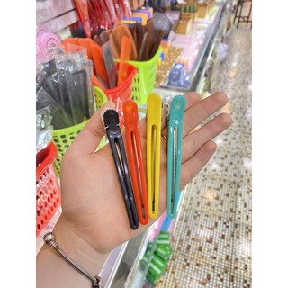 Kẹp vịt nhựa cắt tóc