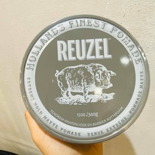 Sáp siêu cứng Extreme Hold Matte Pomade REUZEL 340gr