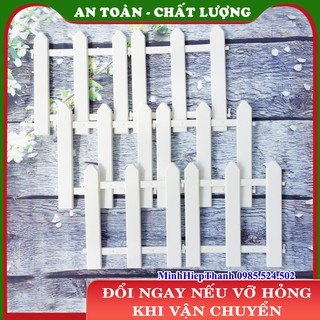 Hàng rào lắp ghép cao 30cm trang trí cây thông Noel, sân vườn
