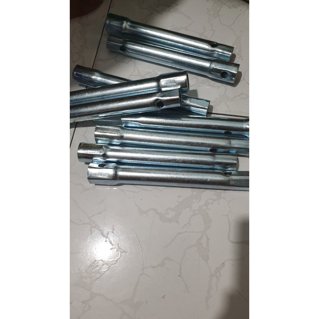 ( 2 cây) Típ mở bugi 17 x 21 / tuýp mở bugi máy nổ
