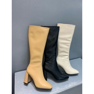 Boots (bốt) gối da lì gót vuông đen kem be