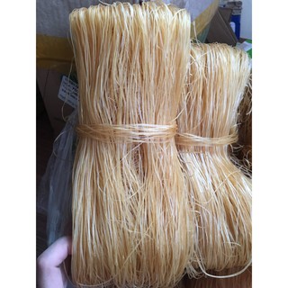 Miến dong ngon chuyên dùng nấu bún ngan, vịt: Dai, dẻo, không sạn, nát gói 450g