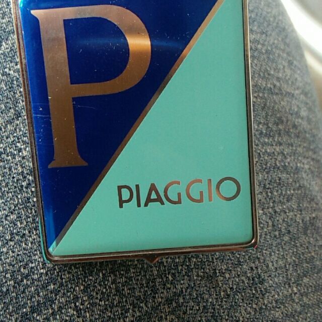 Logo piaggio