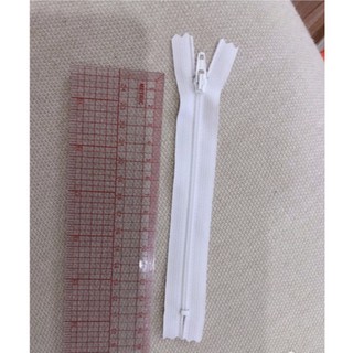 Khoá quần hãng YKK màu trắng