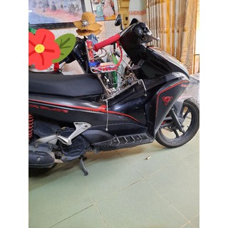 Ghế ngồi xe máy cho bé xe Air Blade có vòng bảo vệ