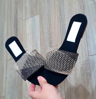 Dép quai lưới xinh xắn