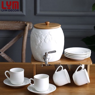 (SẴN) Bộ Bình nước 3L NHO PHÚ QUÝ kèm giá gỗ + 6 cốc/đĩa sứ cao cấp, sứ trắng cường lực - hàng xuất Âu