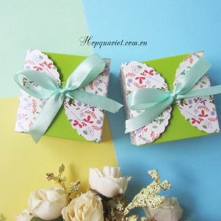 Set 100 hộp quà cưới hoa xanh kèm dây ruy băng