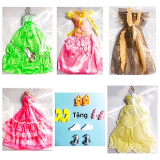 combo 5 đầm búp bê tặng 5 đôi giầy