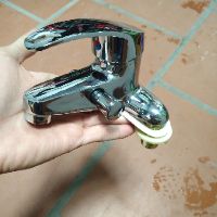 GẬT GÙ SEN LIỀN VÒI CHẬU LAVABO GIÁ RẺ NHẤT SHOPEE ( CỦ VÒI LIỀN SEN TẮM NÓNG LẠNH )