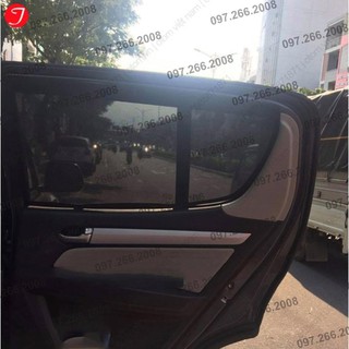 Rèm che nắng xe Isuzu Mux - Hàng loại 1, có hít nam châm - BH 24 tháng