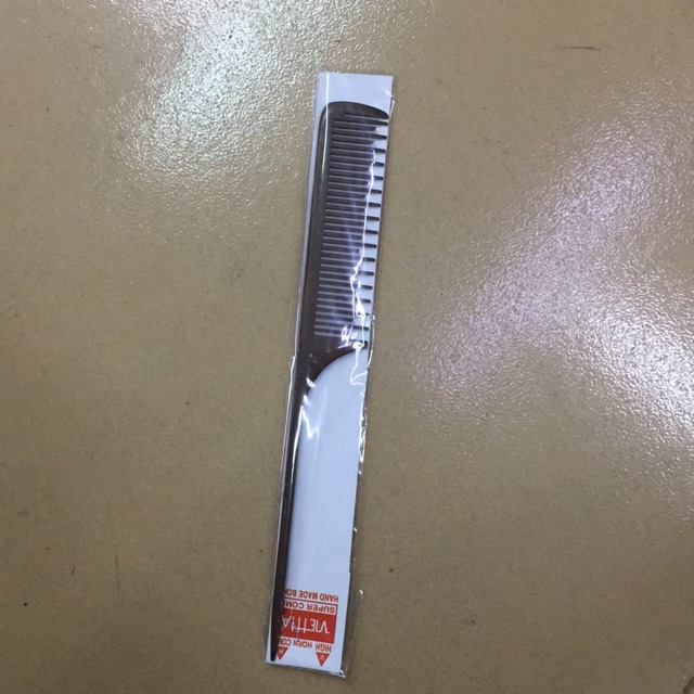 Lược gổ đánh rói