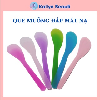 Thìa que nhựa trộn mặt nạ đắp mặt