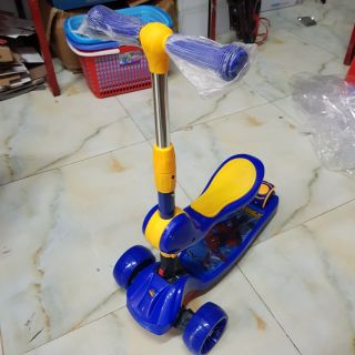 Xe trượt Scoster có ghế ngồi bánh xe phát sáng